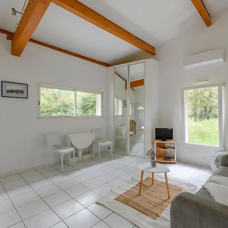 Garrigue De - Climatise Avec Piscine Partagee Nîmes