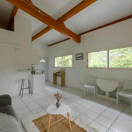 Apartamento Garrigue De - Climatisé Avec Piscine Partagée Nimes